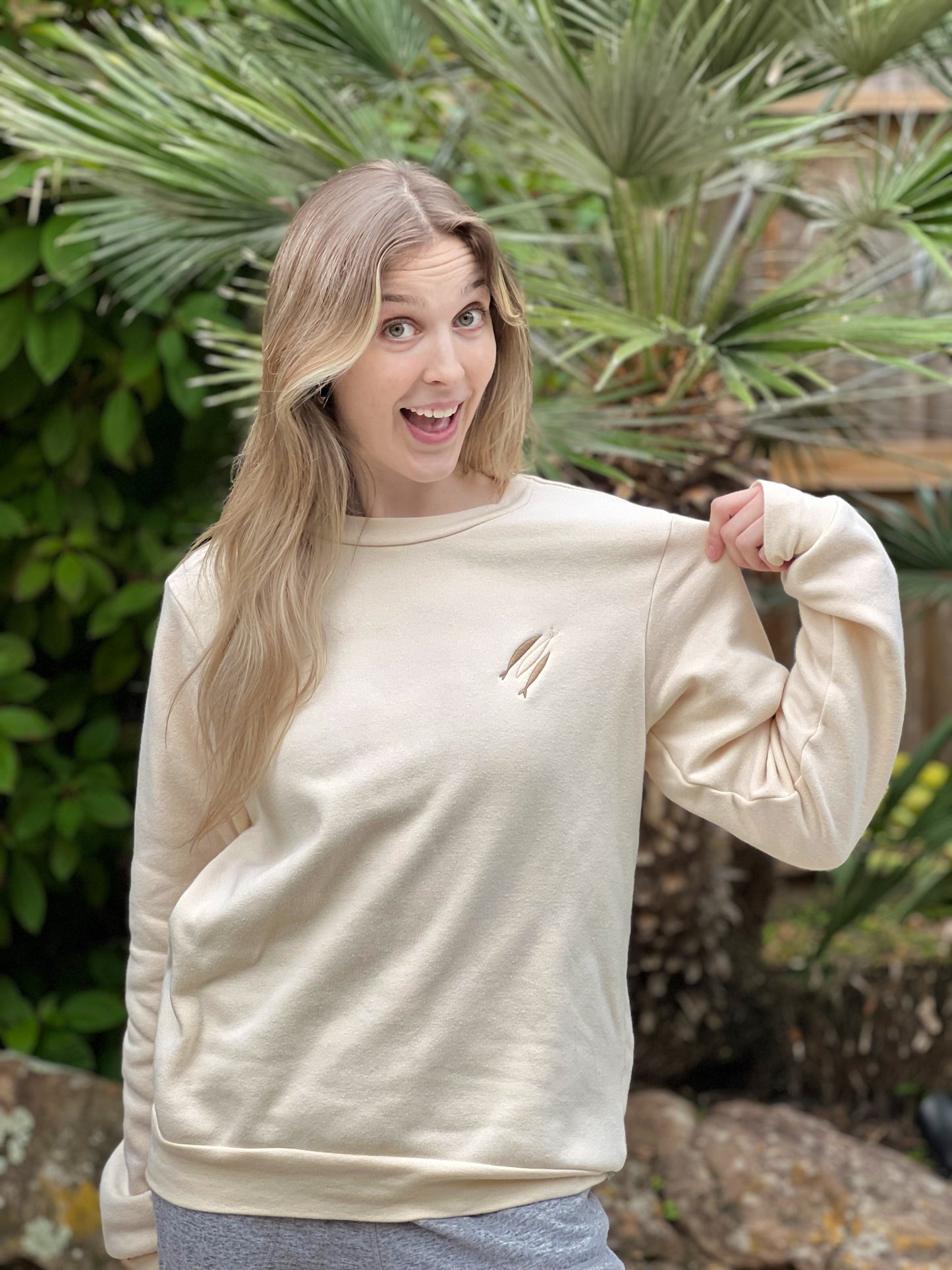 Pull ras du cou à trois poissons