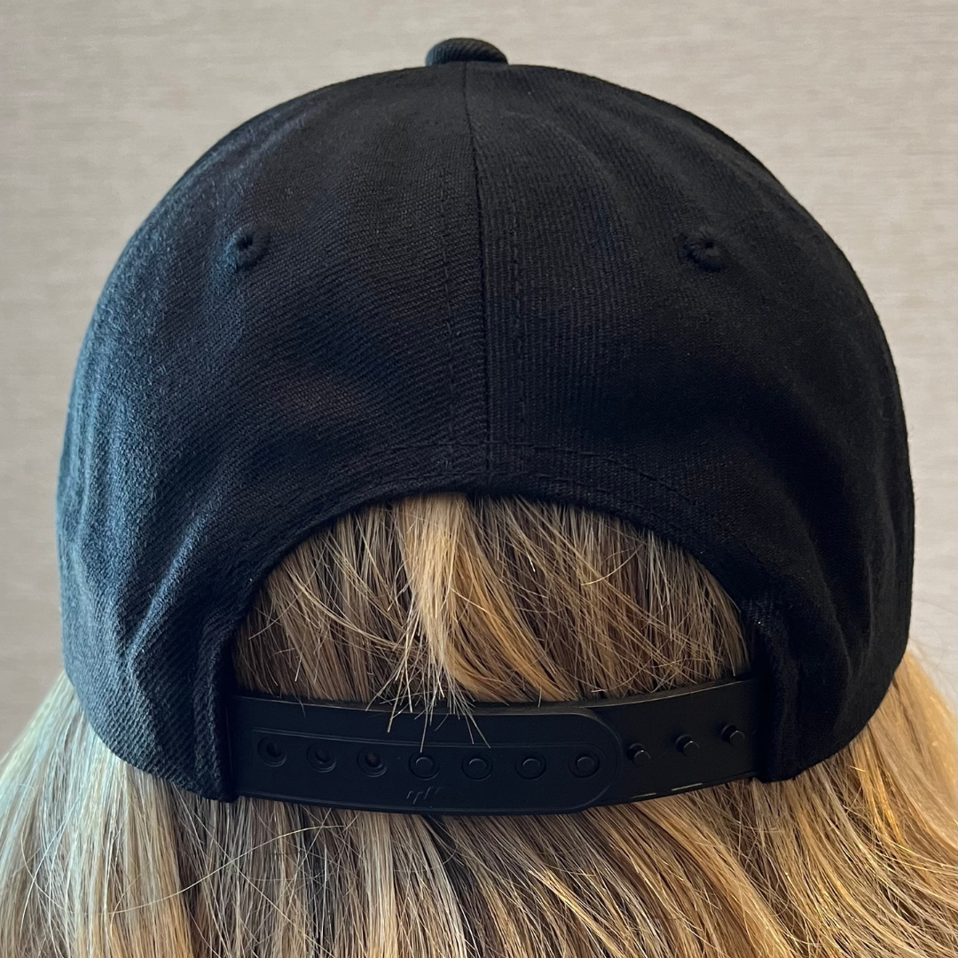 Chapeau à trois poissons