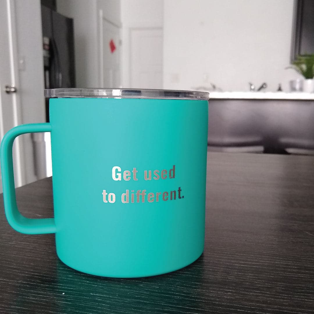 Habituez-vous à différentes tasses en acier inoxydable bleu sarcelle de 16 oz